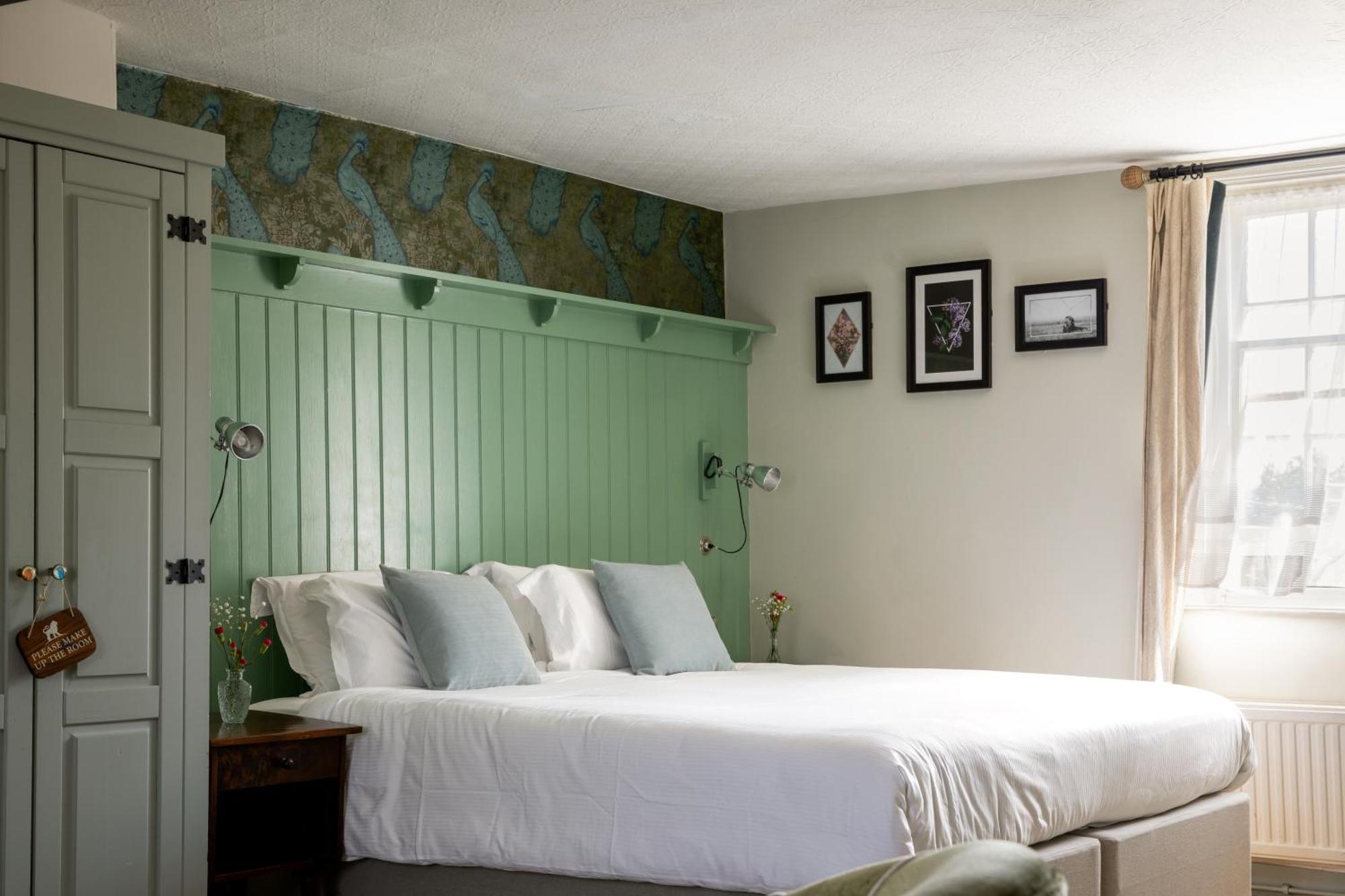 The White Lion Hotell Tenterden Exteriör bild